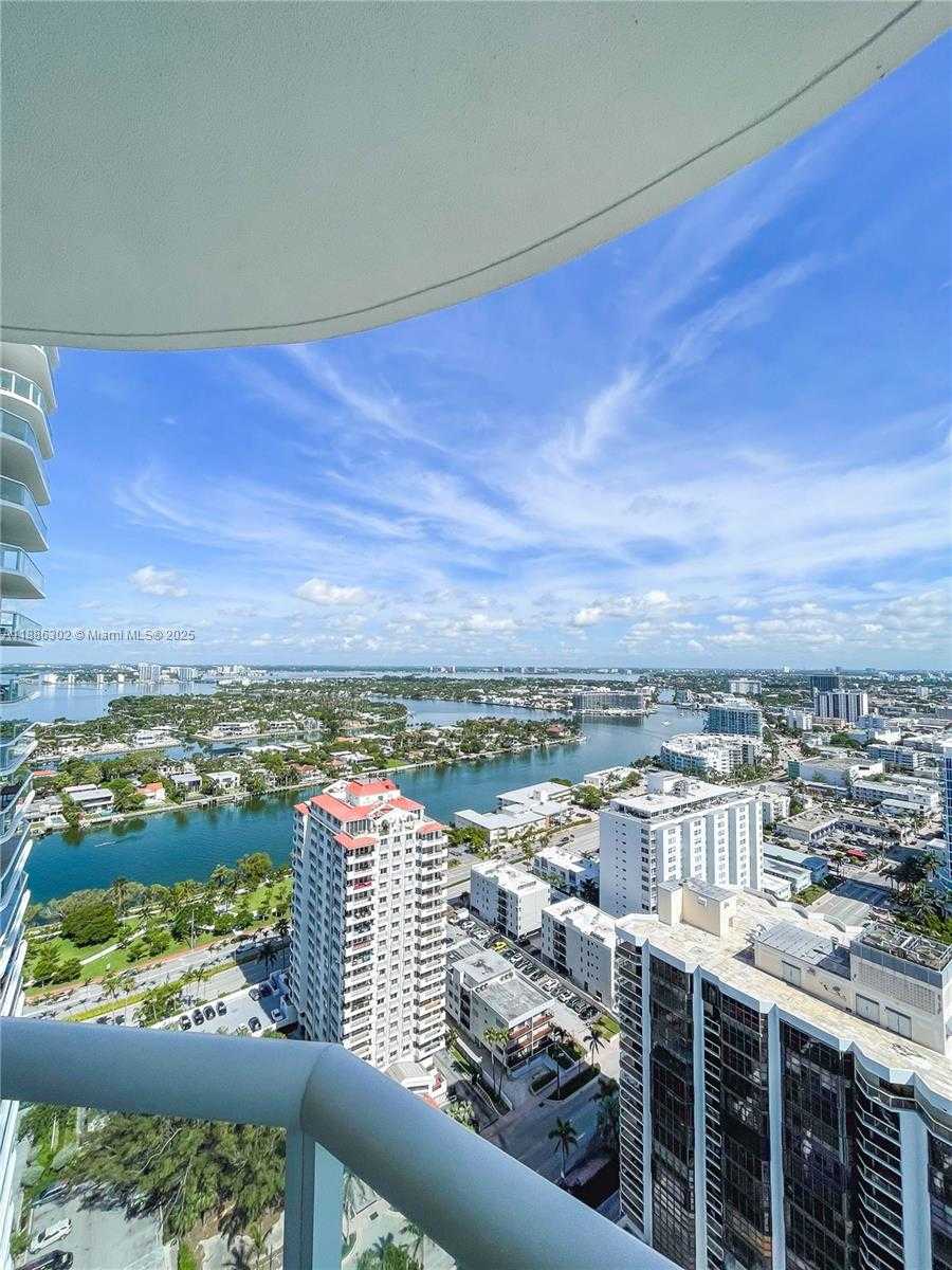 Small Image of 6365 COLLINS AVE #3201, Miami Beach Number 32