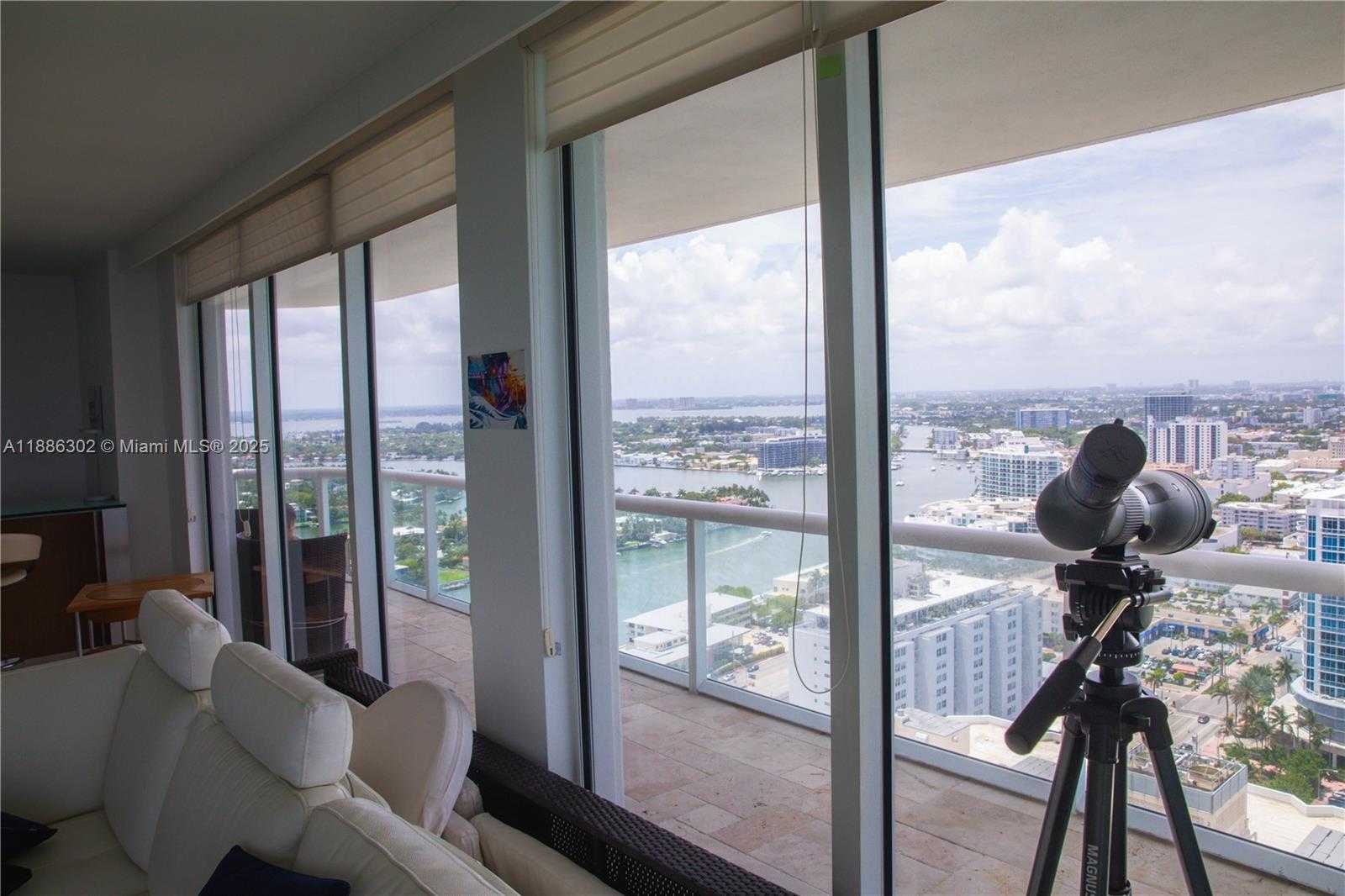 Small Image of 6365 COLLINS AVE #3201, Miami Beach Number 7