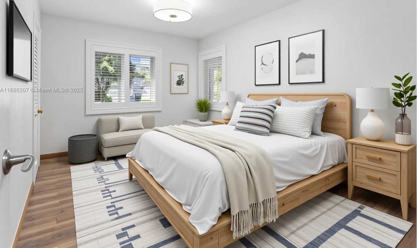 Small Image of 741 PALERMO AVE, Coral Gables Number 24