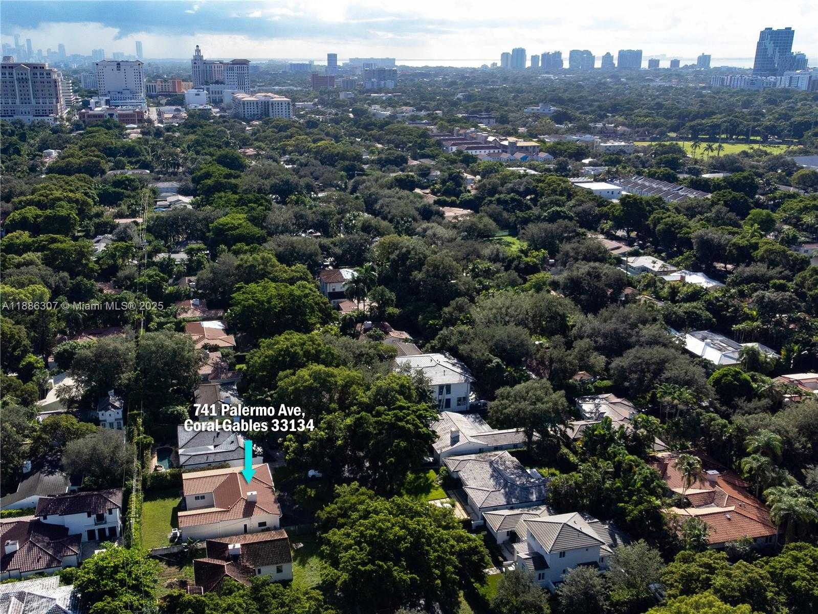 Small Image of 741 PALERMO AVE, Coral Gables Number 42