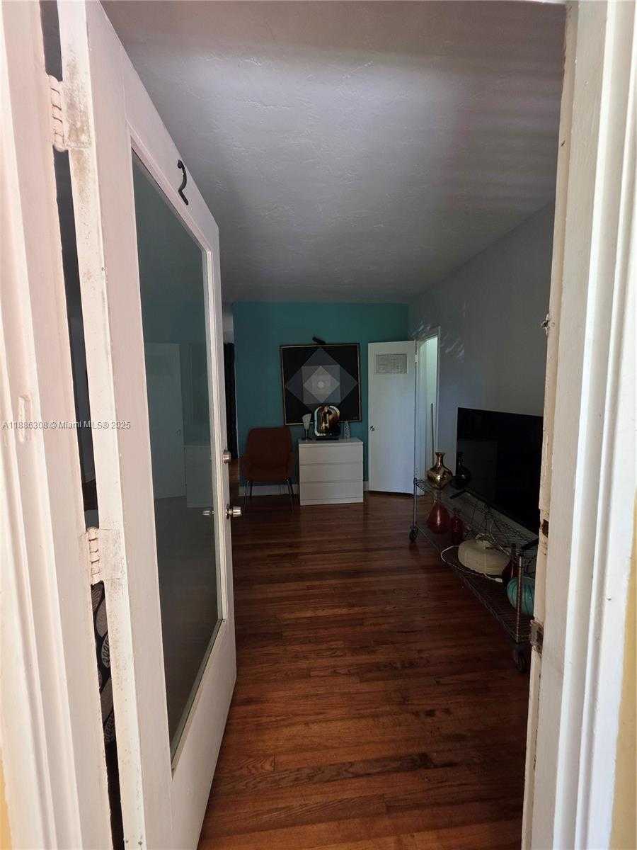 Small Image of 8024 HARDING AVE #2, Miami Beach Number 45