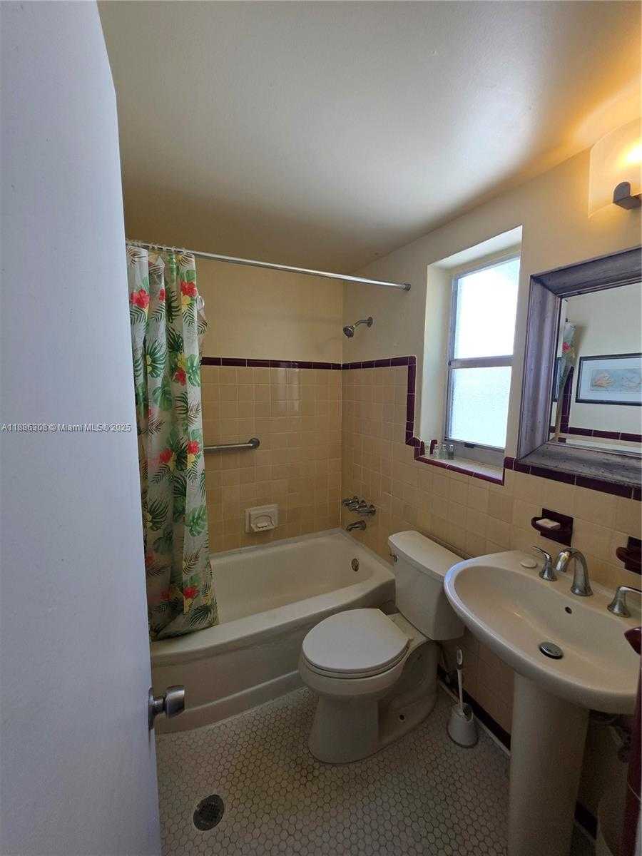 Small Image of 8024 HARDING AVE #2, Miami Beach Number 53