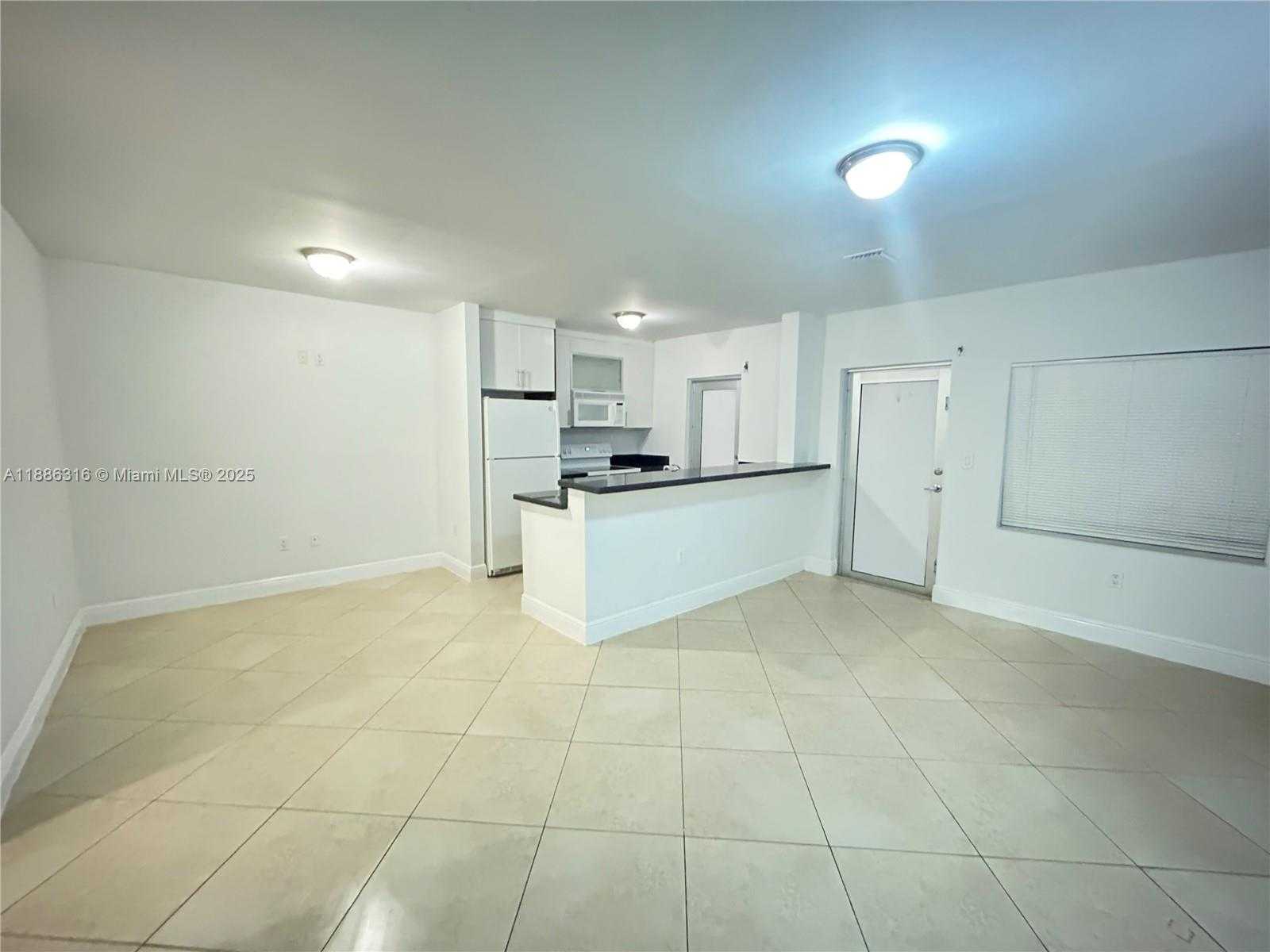 Small Image of 1034 LENOX AVE #3, Miami Beach Number 6