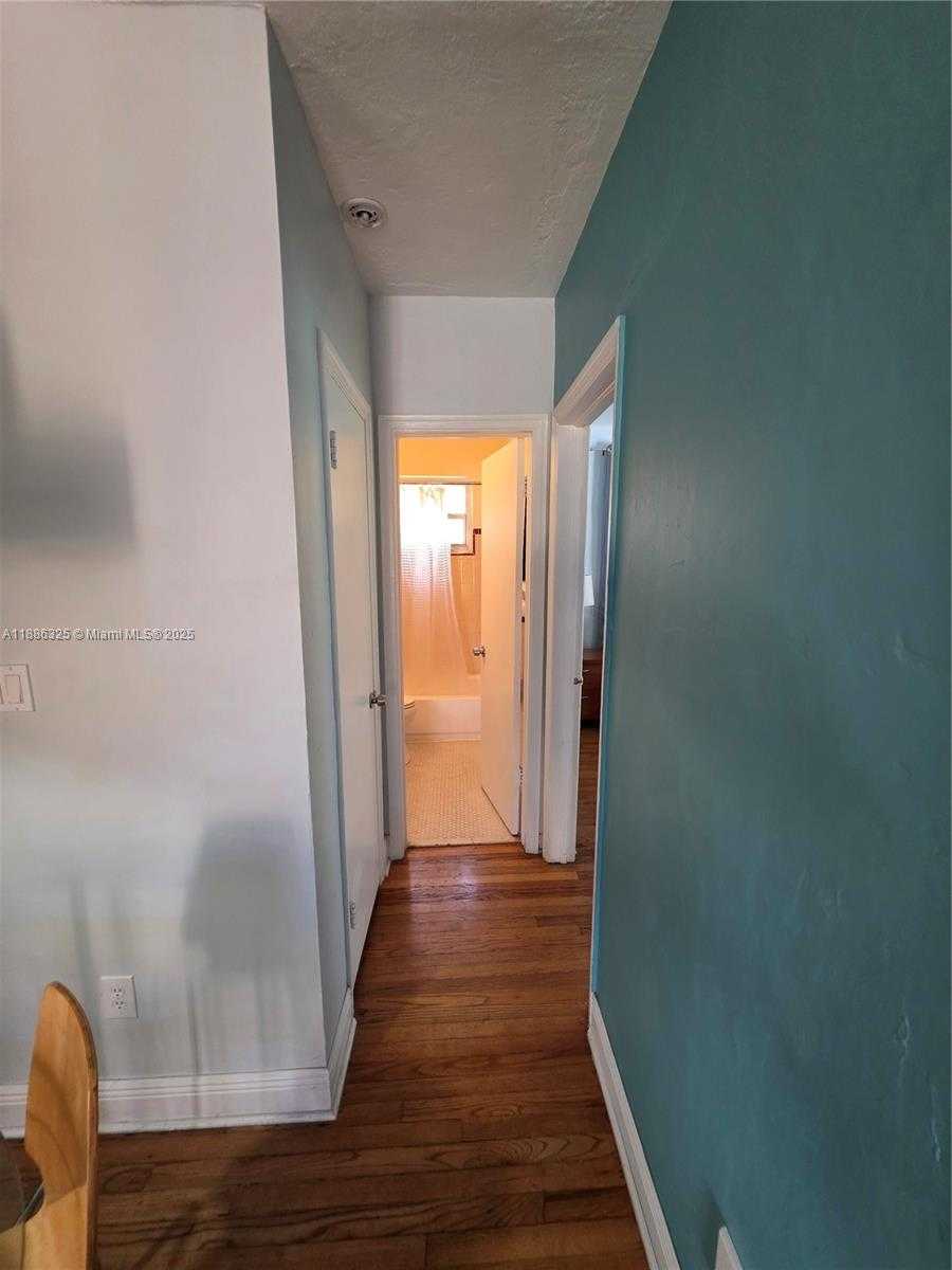 Small Image of 8024 HARDING AVE #7, Miami Beach Number 45