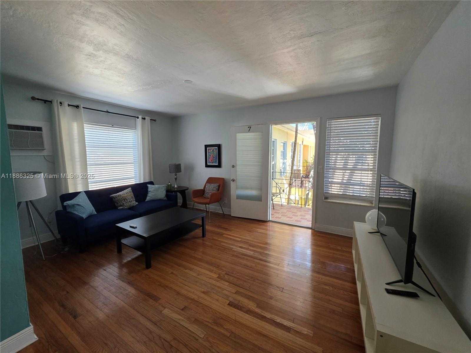 Small Image of 8024 HARDING AVE #7, Miami Beach Number 5