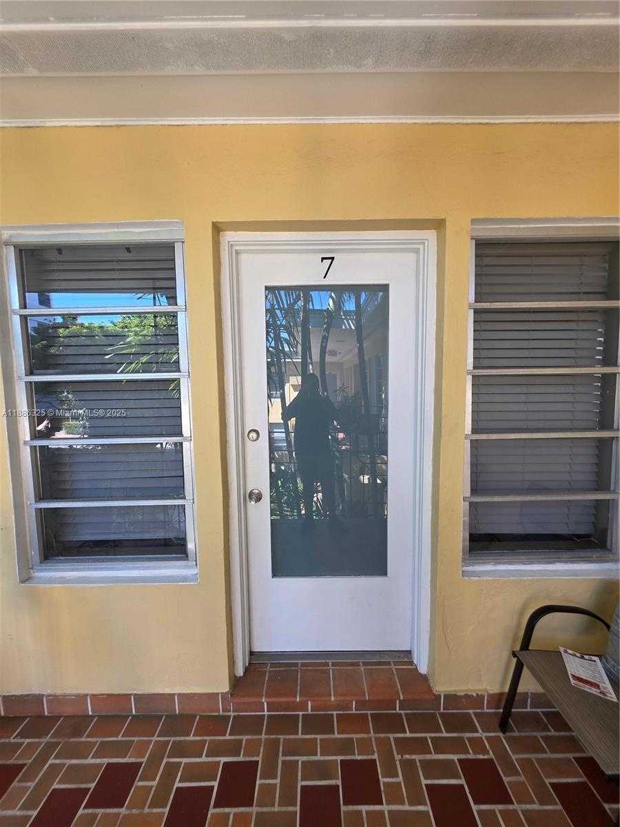 Small Image of 8024 HARDING AVE #7, Miami Beach Number 54
