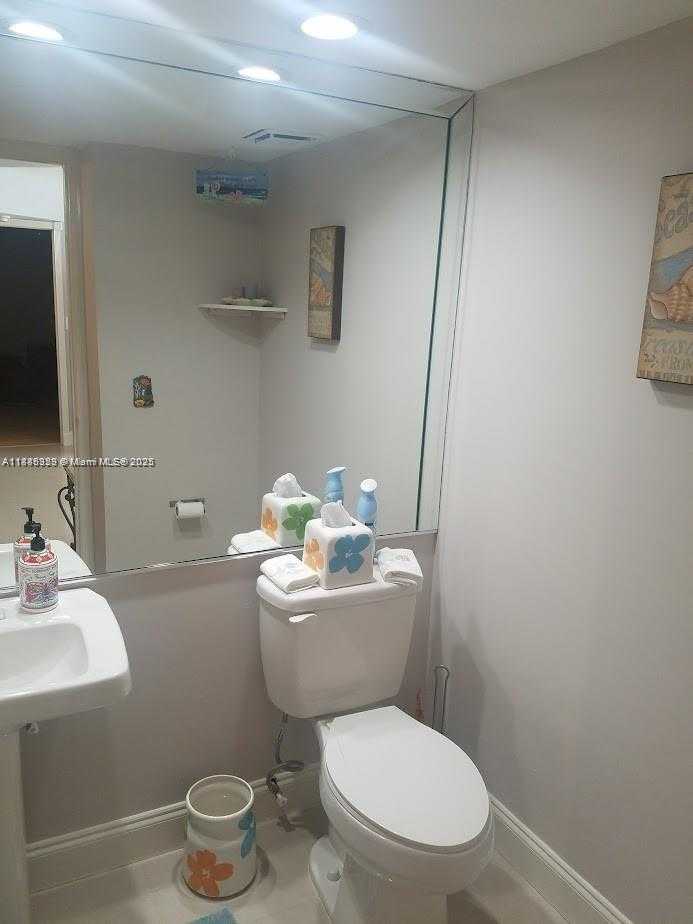 Small Image of 9341 COLLINS AVE #1103, Surfside Number 14