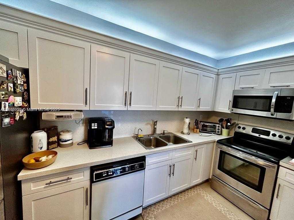 Small Image of 9341 COLLINS AVE #1103, Surfside Number 6