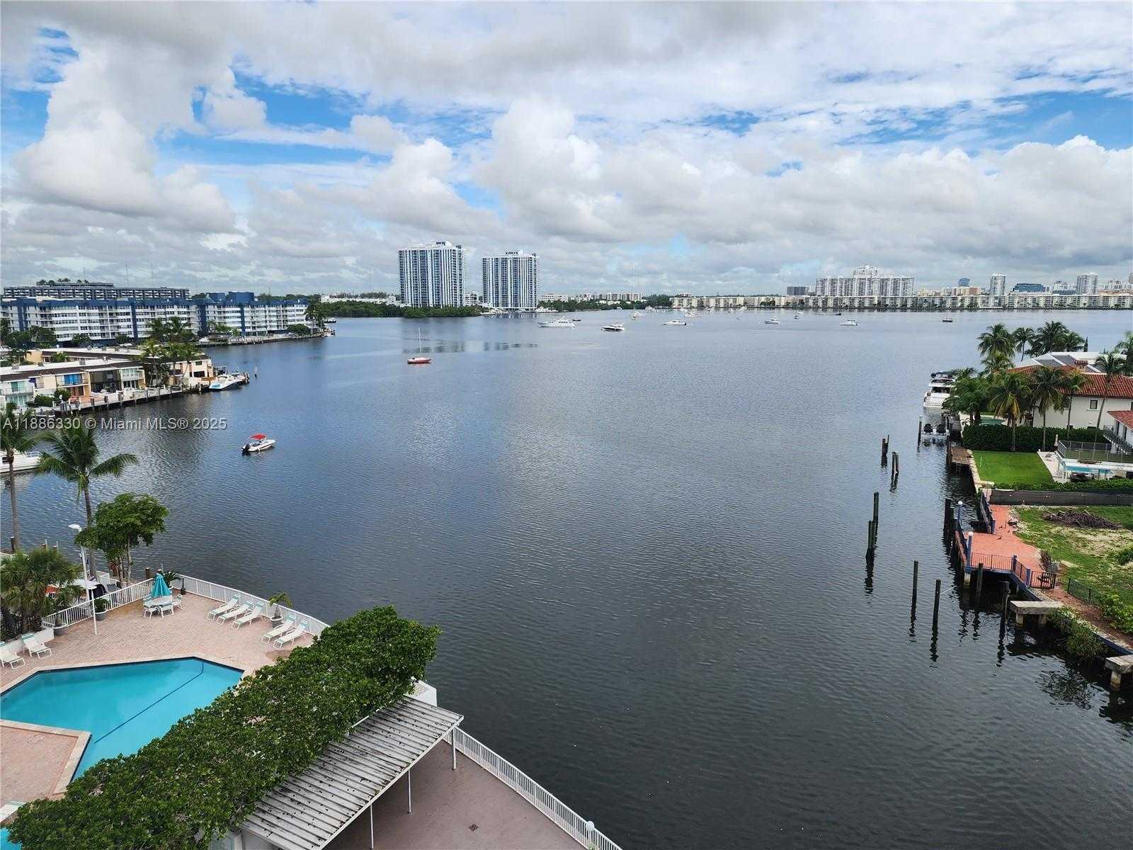 Small Image of 2841 NORTH EAST 163RD ST #805, North Miami Beach Number 15