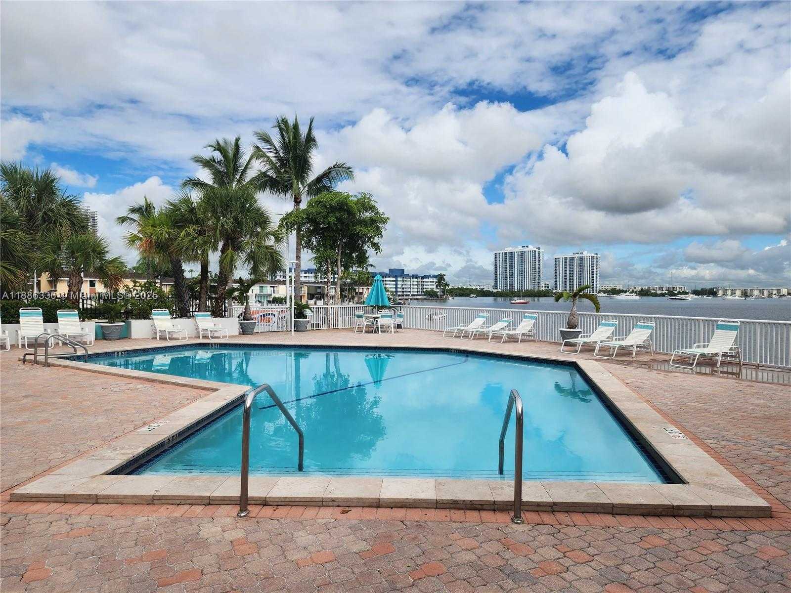 Small Image of 2841 NORTH EAST 163RD ST #805, North Miami Beach Number 18