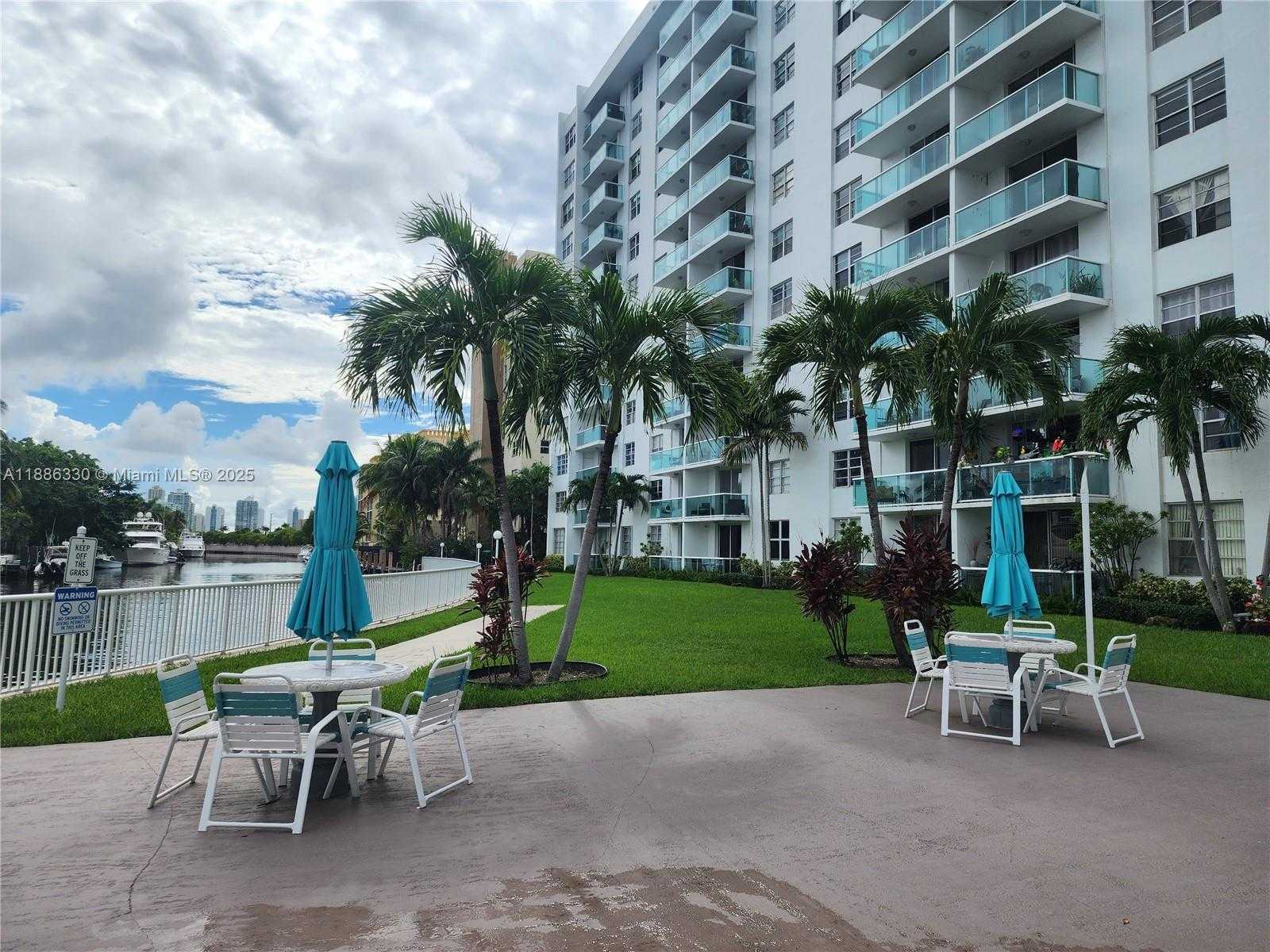 Small Image of 2841 NORTH EAST 163RD ST #805, North Miami Beach Number 19