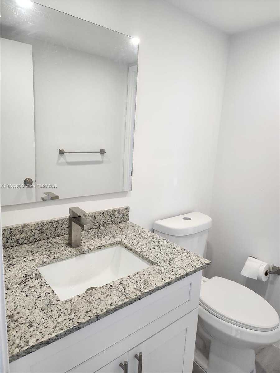 Small Image of 2841 NORTH EAST 163RD ST #805, North Miami Beach Number 9