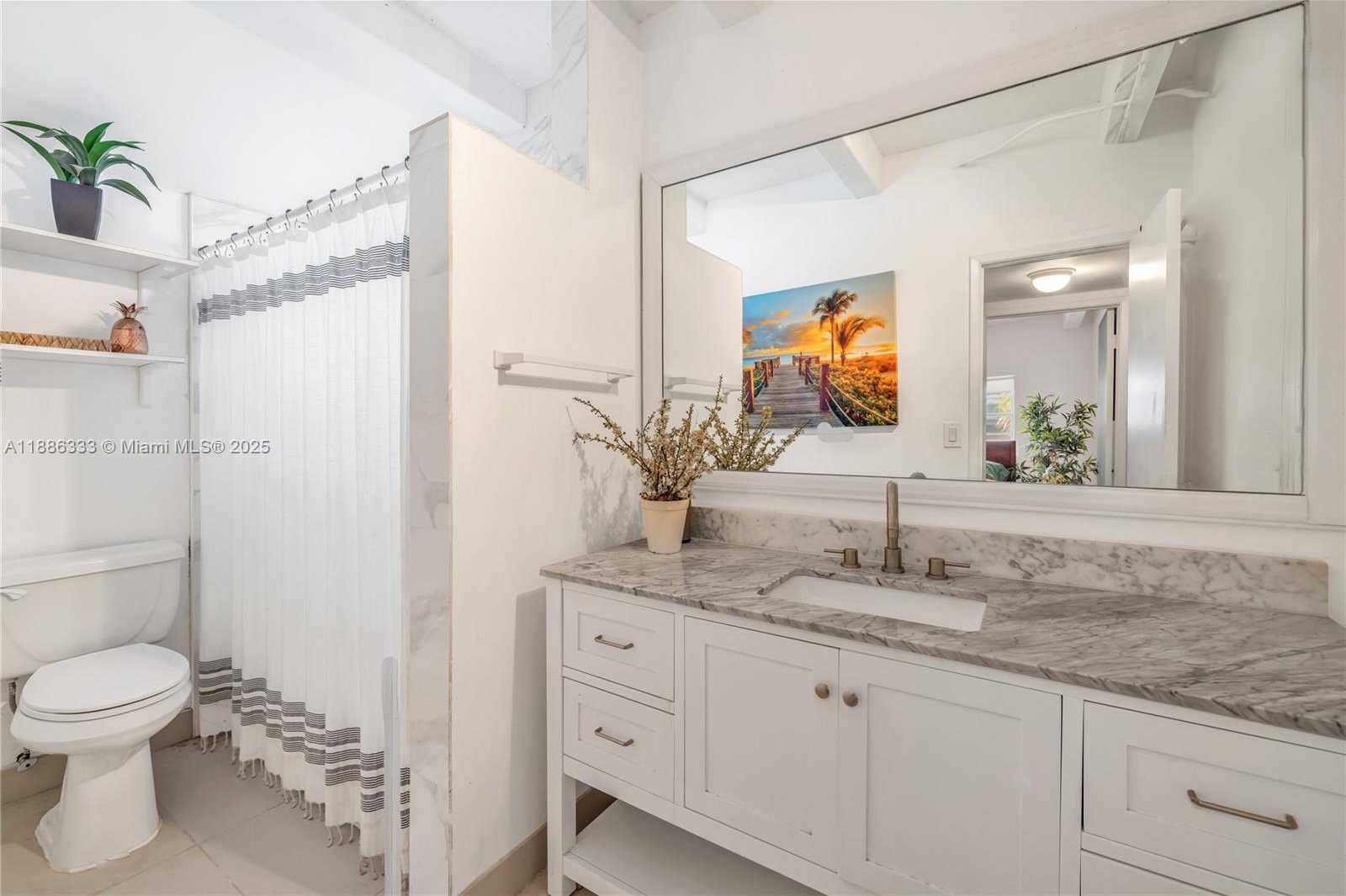 Small Image of 325 OCEAN DR #206, Miami Beach Number 11
