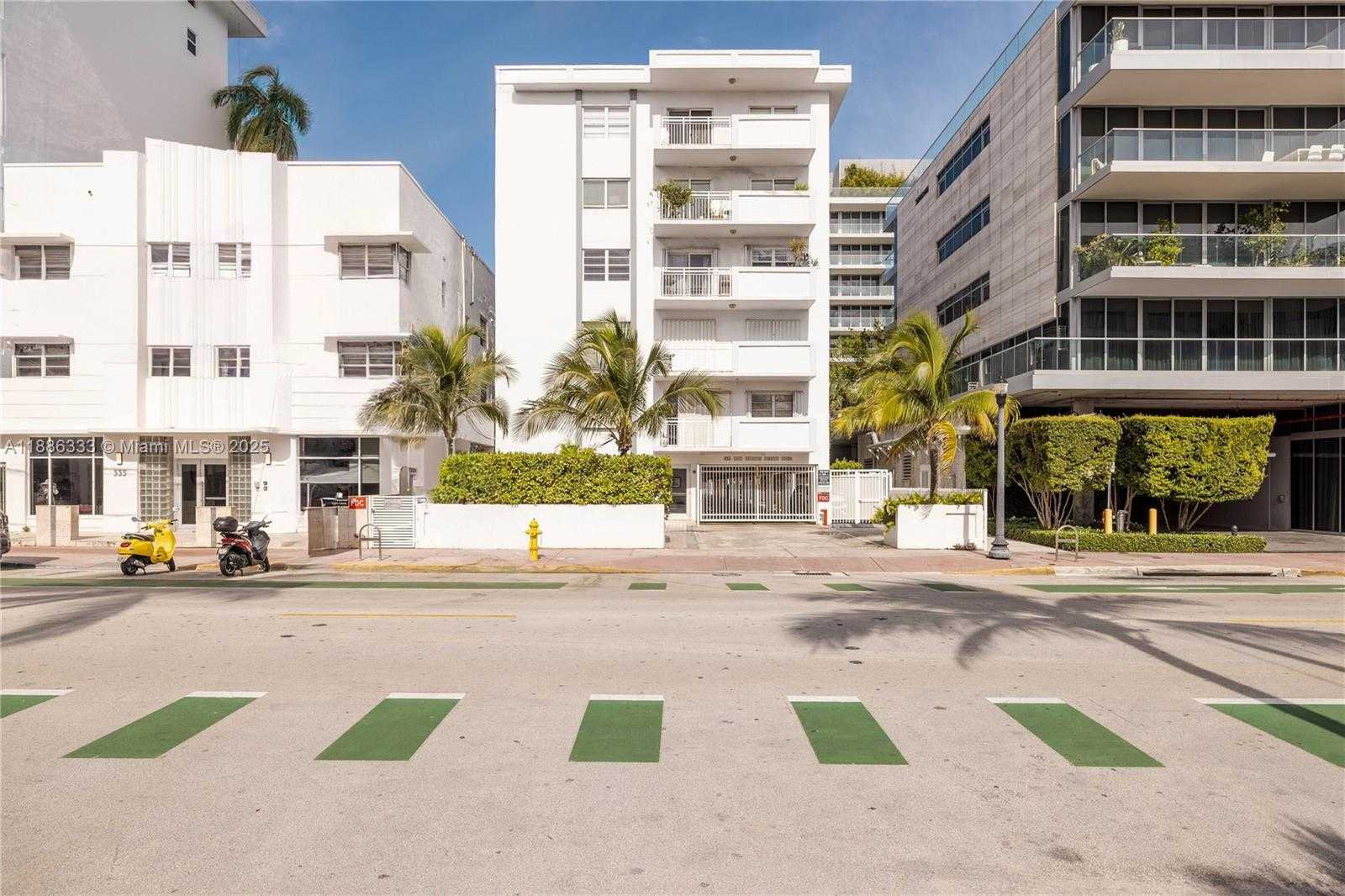 Small Image of 325 OCEAN DR #206, Miami Beach Number 18