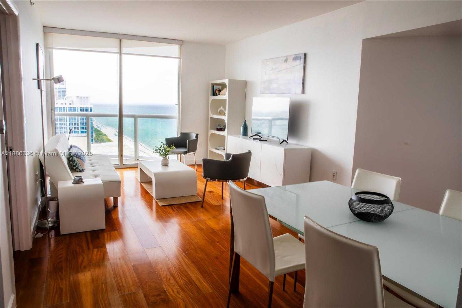 Small Image of 6365 COLLINS AVE #2311, Miami Beach Number 3