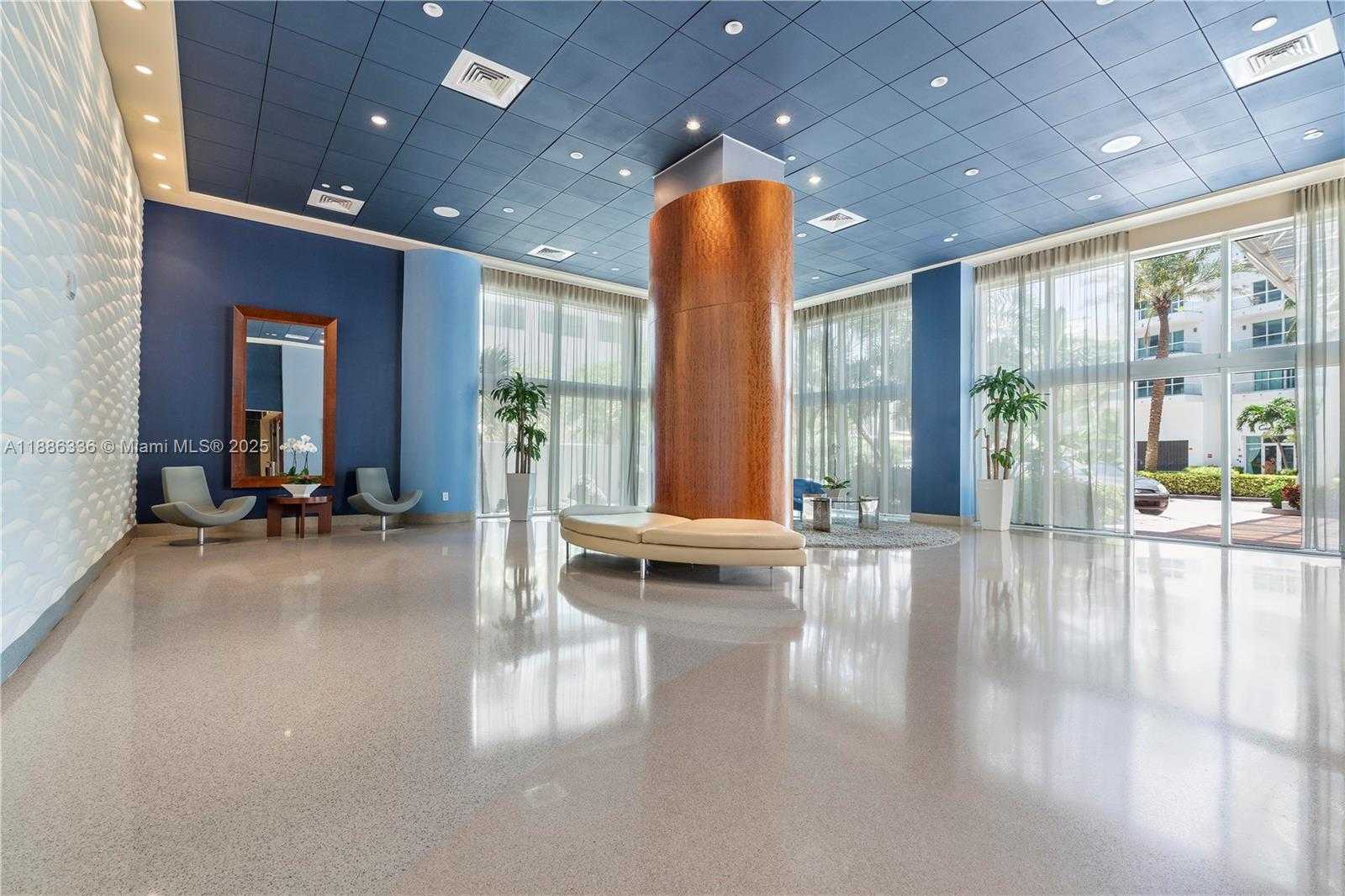 Small Image of 6365 COLLINS AVE #2311, Miami Beach Number 32