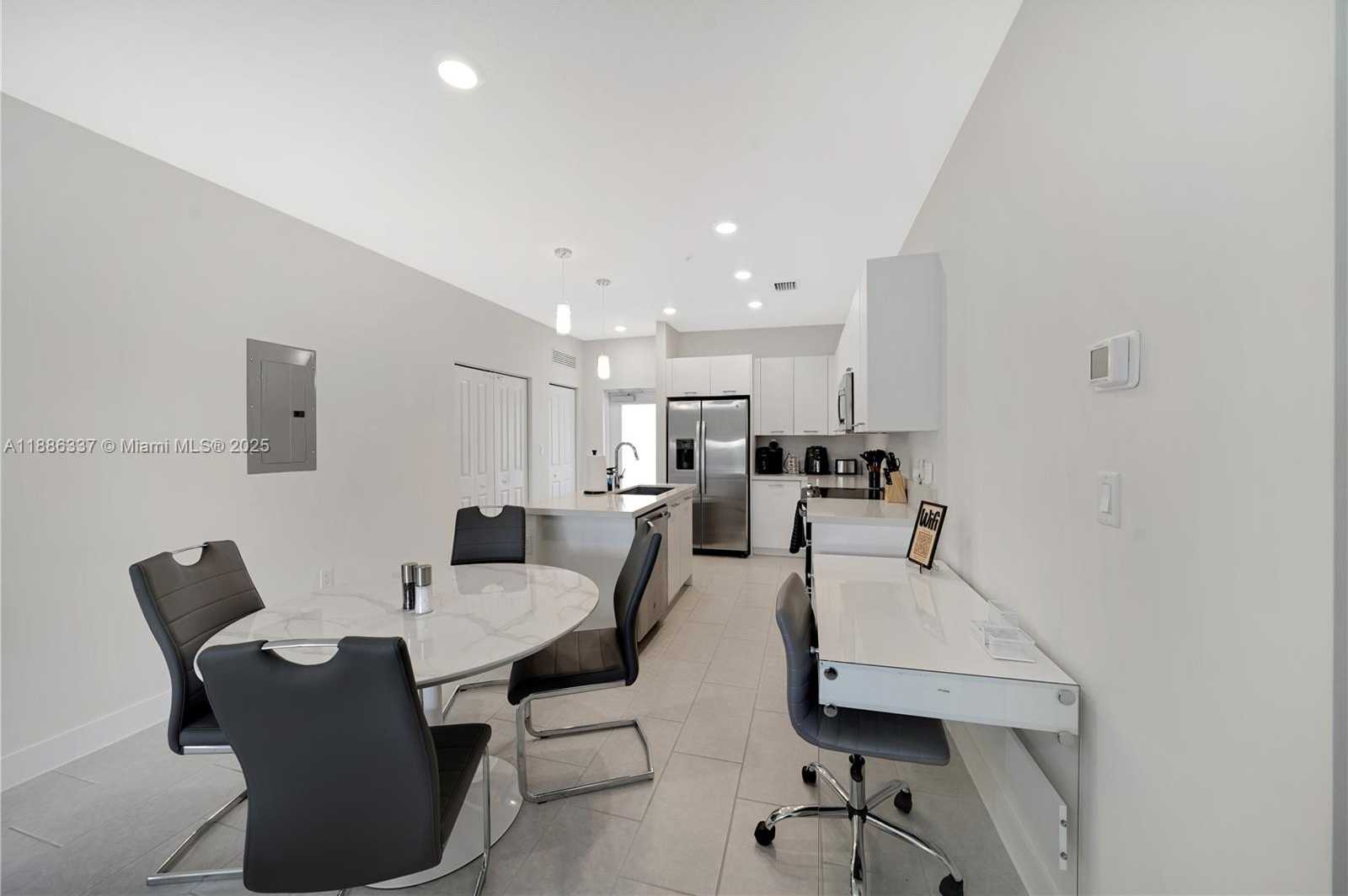 Small Image of 8167 NORTH WEST 41ST ST #E-203, Doral Number 10