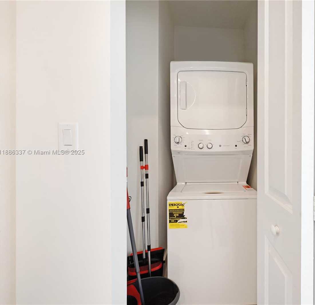 Small Image of 8167 NORTH WEST 41ST ST #E-203, Doral Number 36