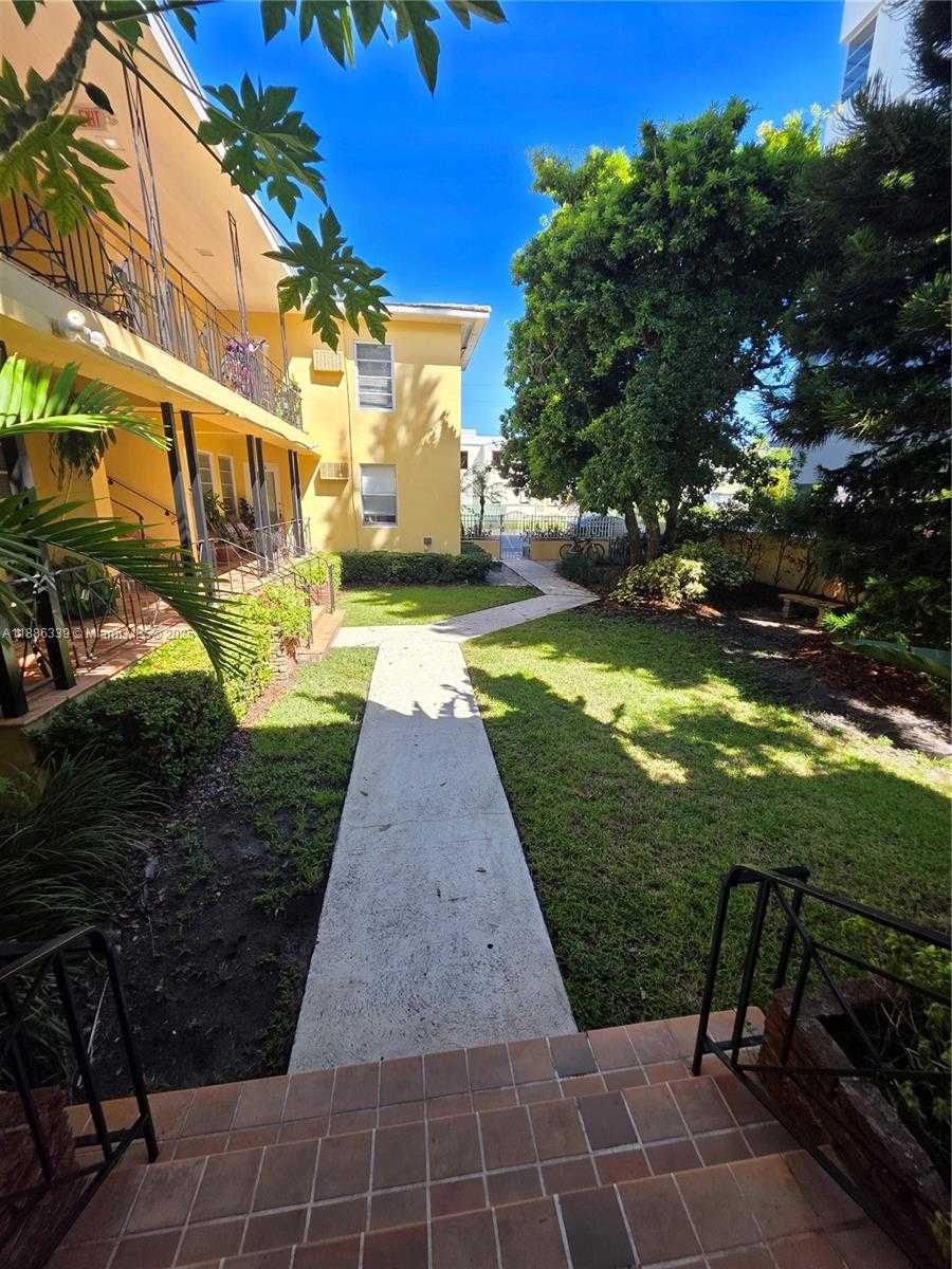 Small Image of 8024 HARDING AVE #8, Miami Beach Number 30