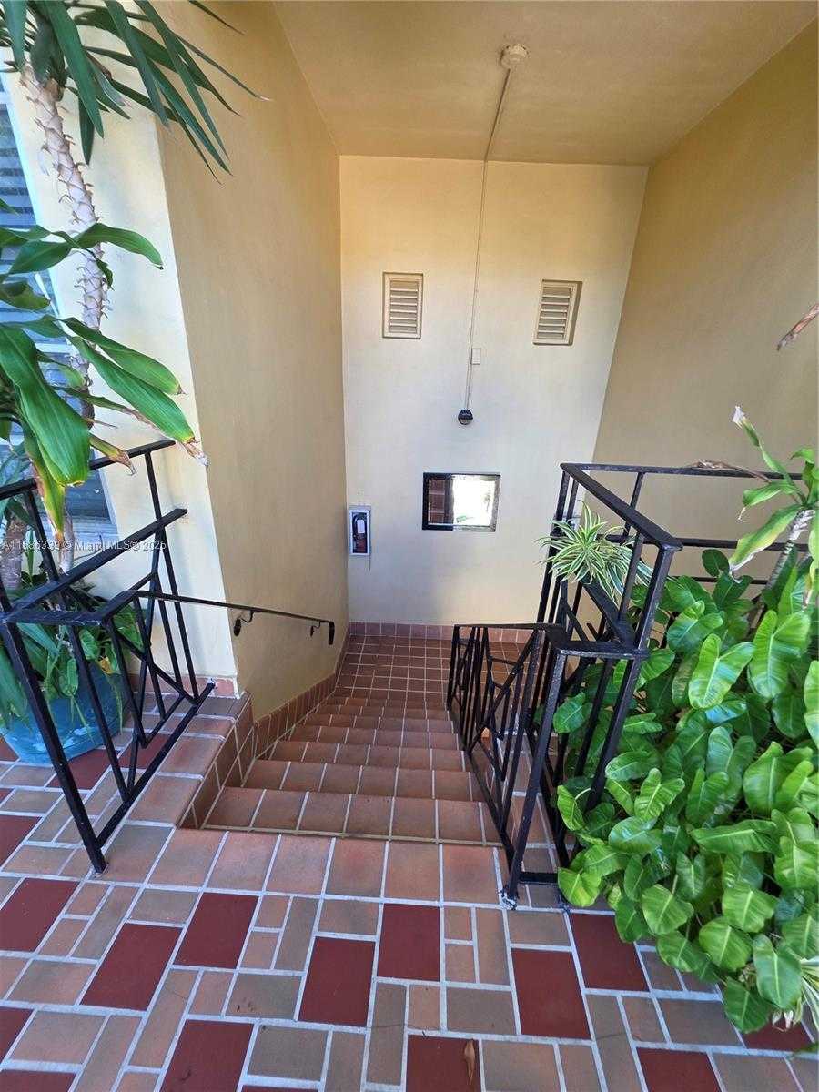 Small Image of 8024 HARDING AVE #8, Miami Beach Number 31