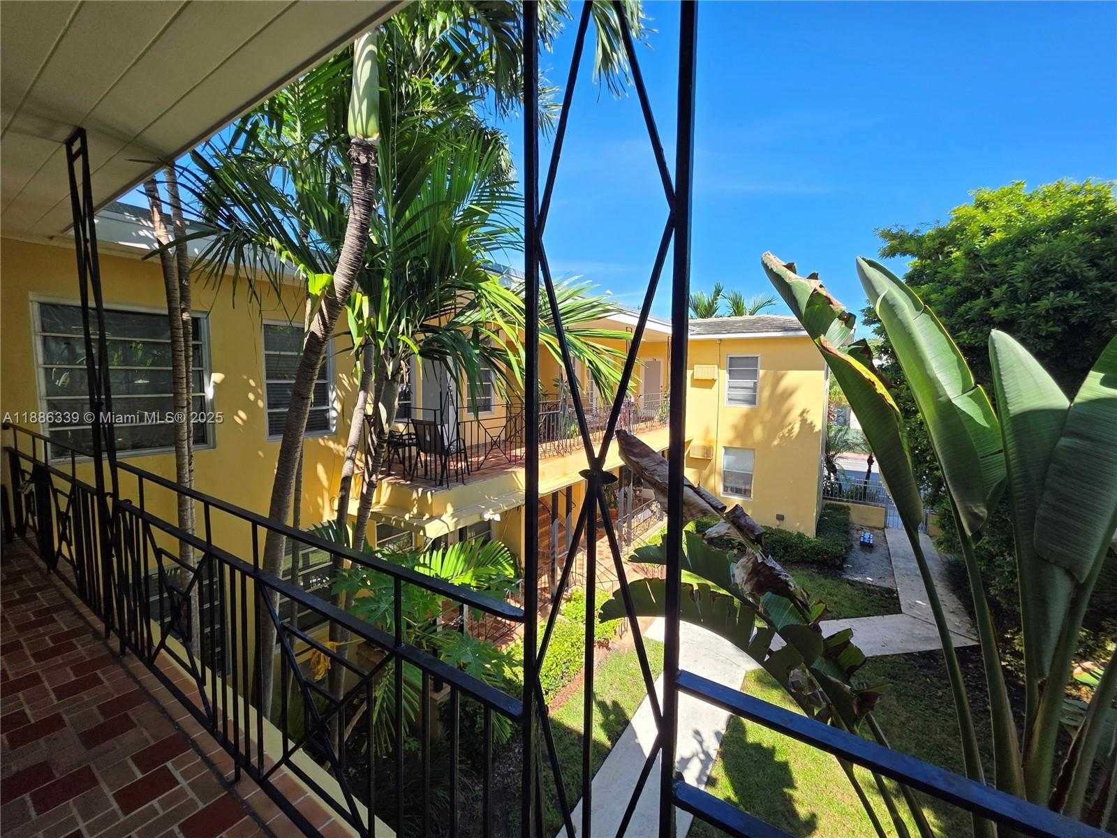 Small Image of 8024 HARDING AVE #8, Miami Beach Number 35