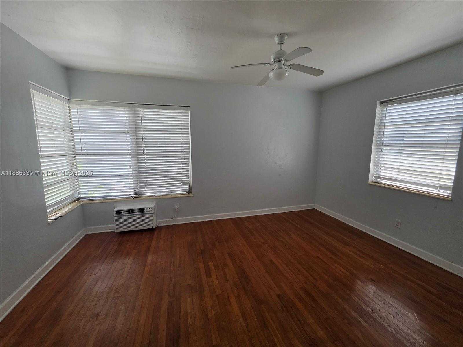Small Image of 8024 HARDING AVE #8, Miami Beach Number 44