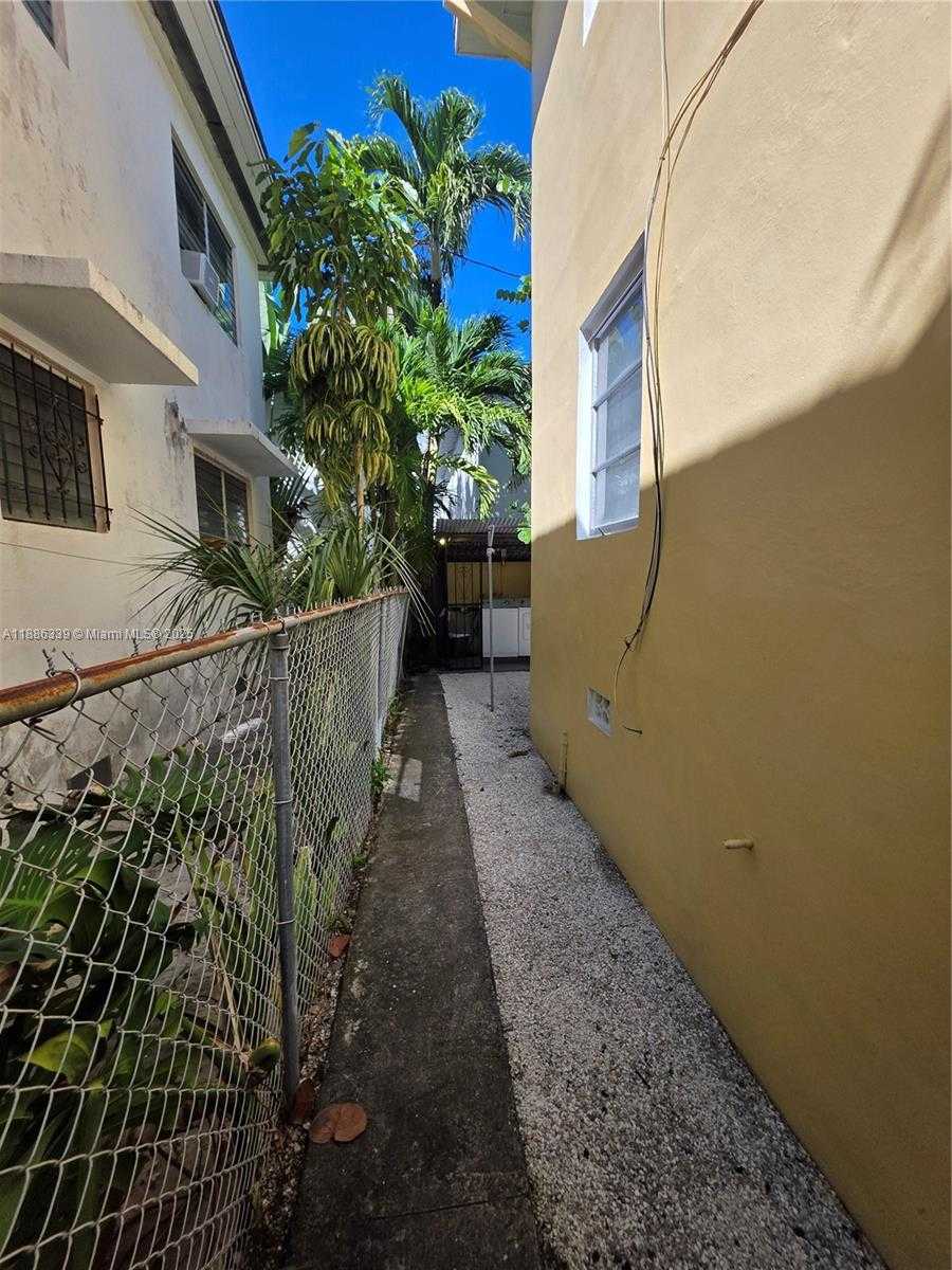 Small Image of 8024 HARDING AVE #8, Miami Beach Number 55