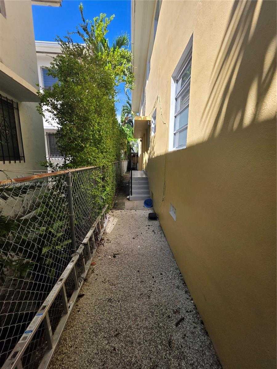 Small Image of 8024 HARDING AVE #8, Miami Beach Number 60