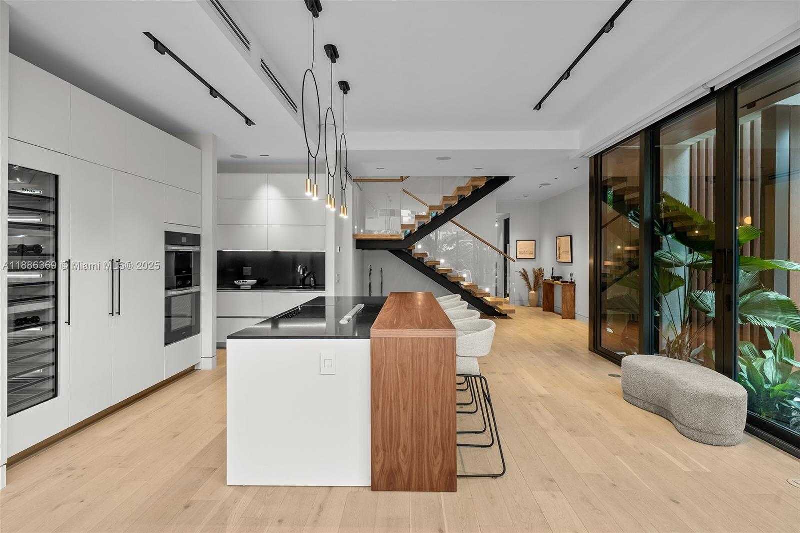 Small Image of 3306 NORTH EAST 16TH ST, Fort Lauderdale Number 16