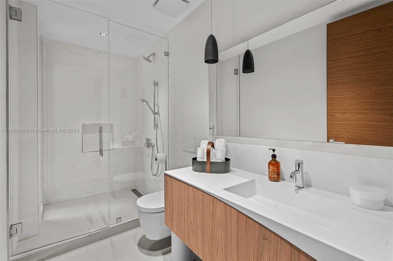 Small Image of 3306 NORTH EAST 16TH ST, Fort Lauderdale Number 41