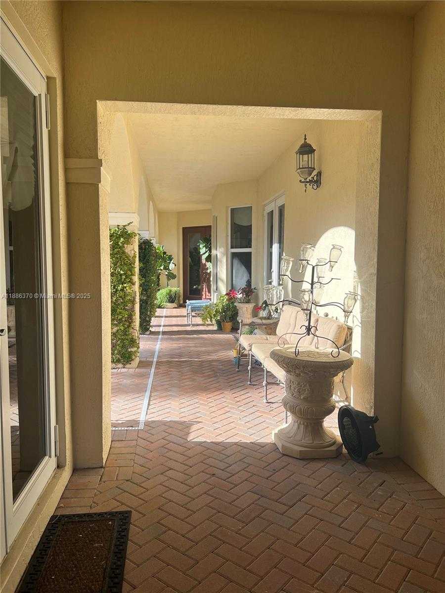 Small Image of 9130 NUGENT TRL, West Palm Beach Number 14