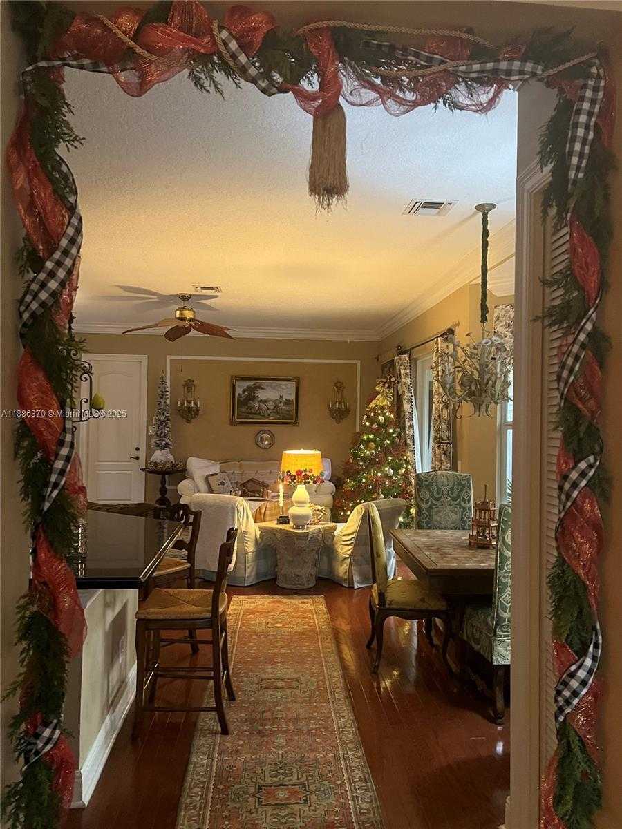 Small Image of 9130 NUGENT TRL, West Palm Beach Number 3