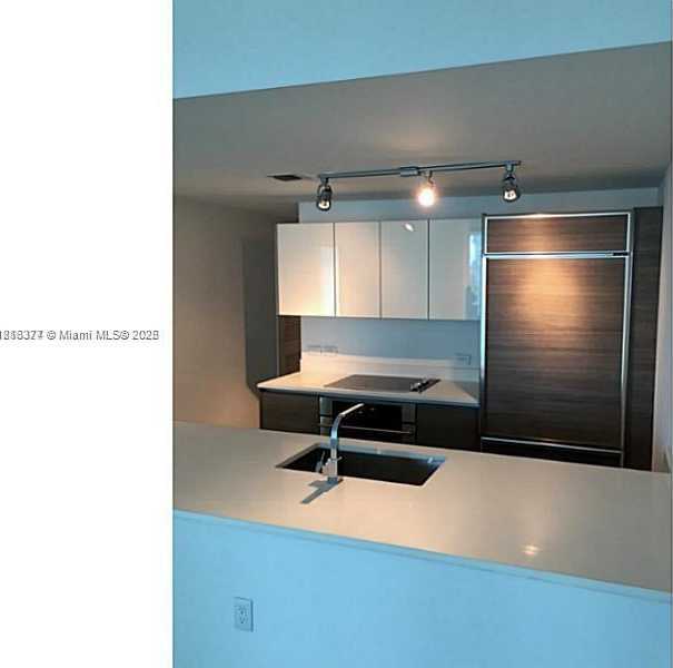 Small Image of 1100 SOUTH MIAMI AVE #3911, Miami Number 4