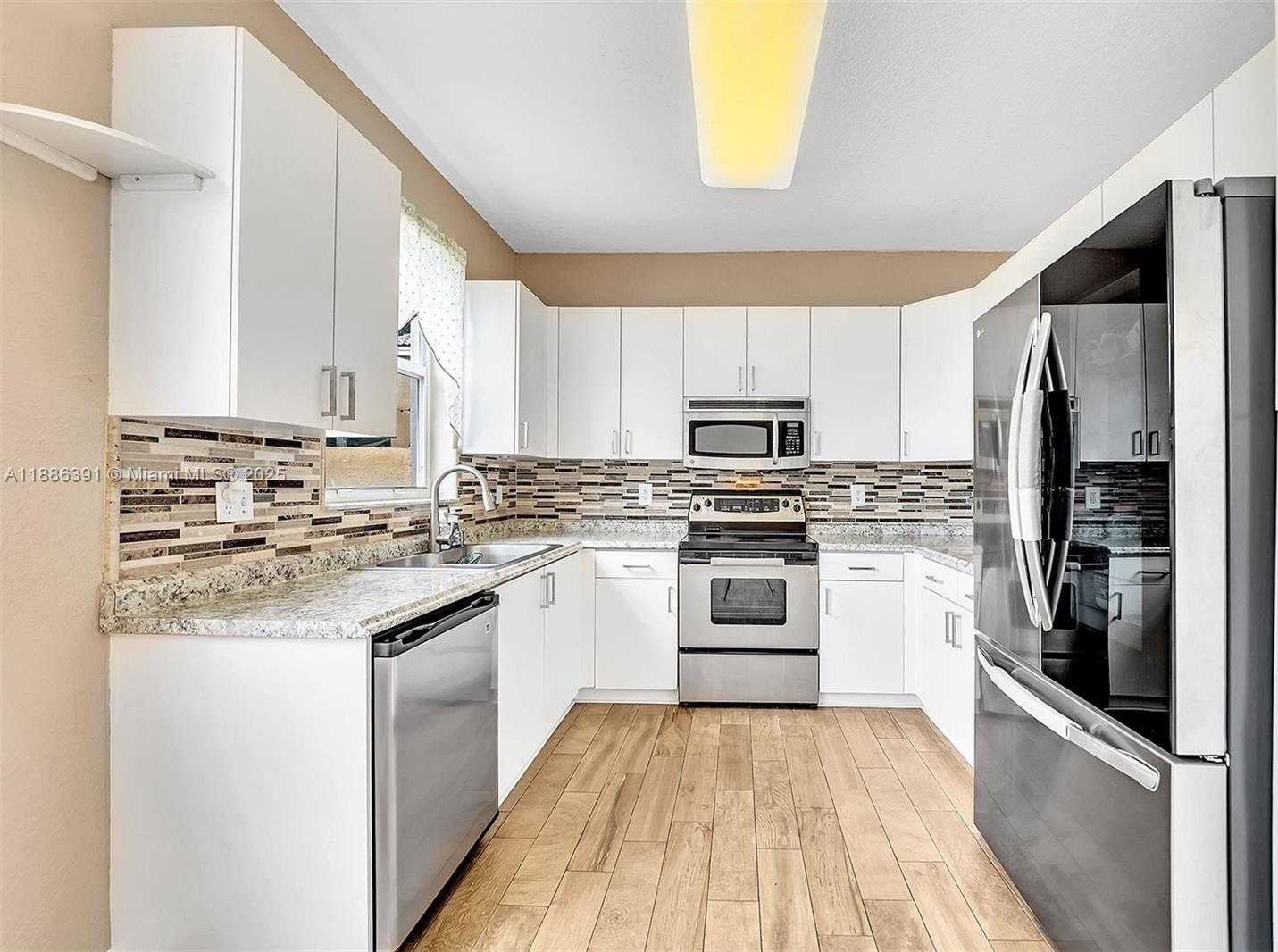 Small Image of 15740 NORTH WEST 16TH CT #1, Pembroke Pines Number 17