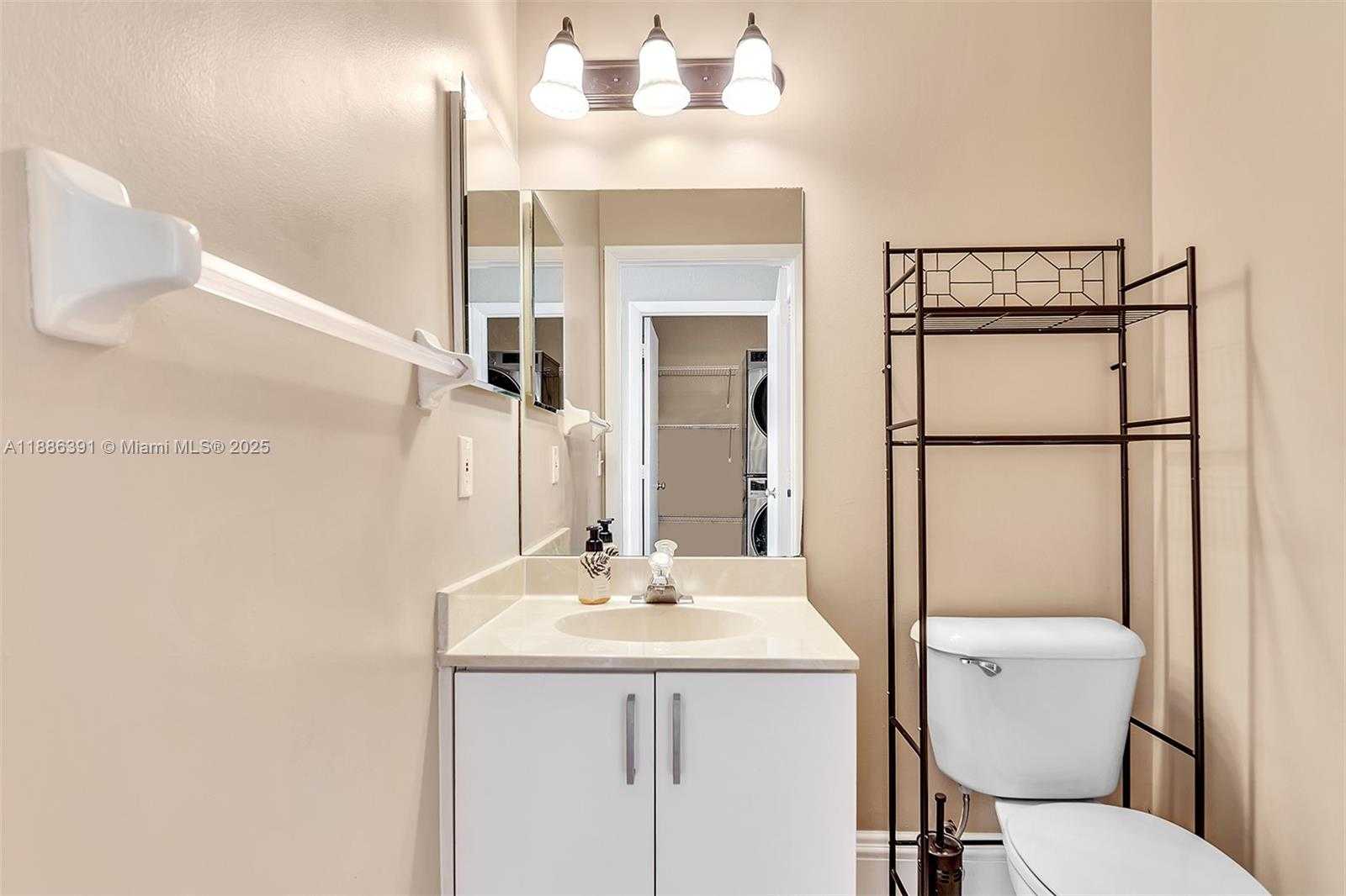 Small Image of 15740 NORTH WEST 16TH CT #1, Pembroke Pines Number 23