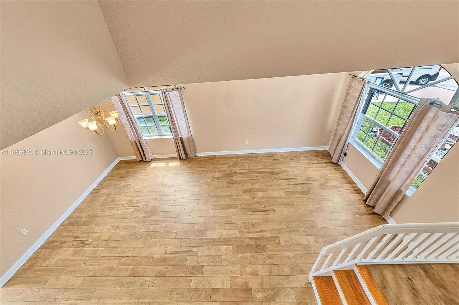 Small Image of 15740 NORTH WEST 16TH CT #1, Pembroke Pines Number 26
