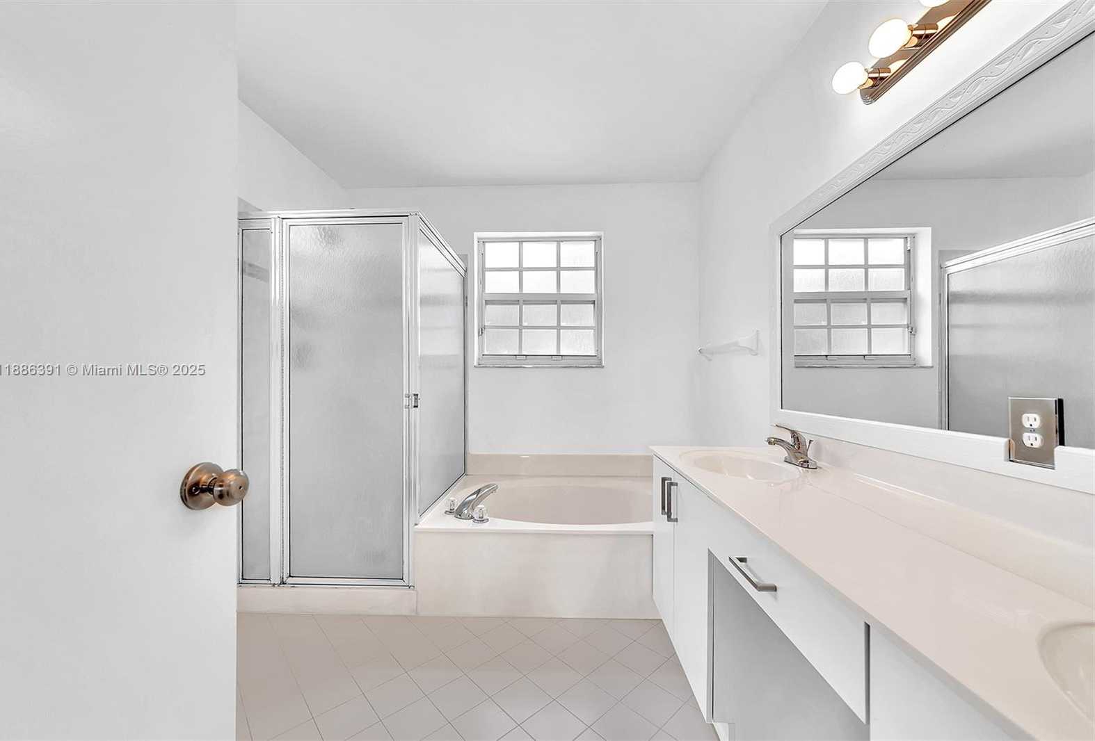 Small Image of 15740 NORTH WEST 16TH CT #1, Pembroke Pines Number 30
