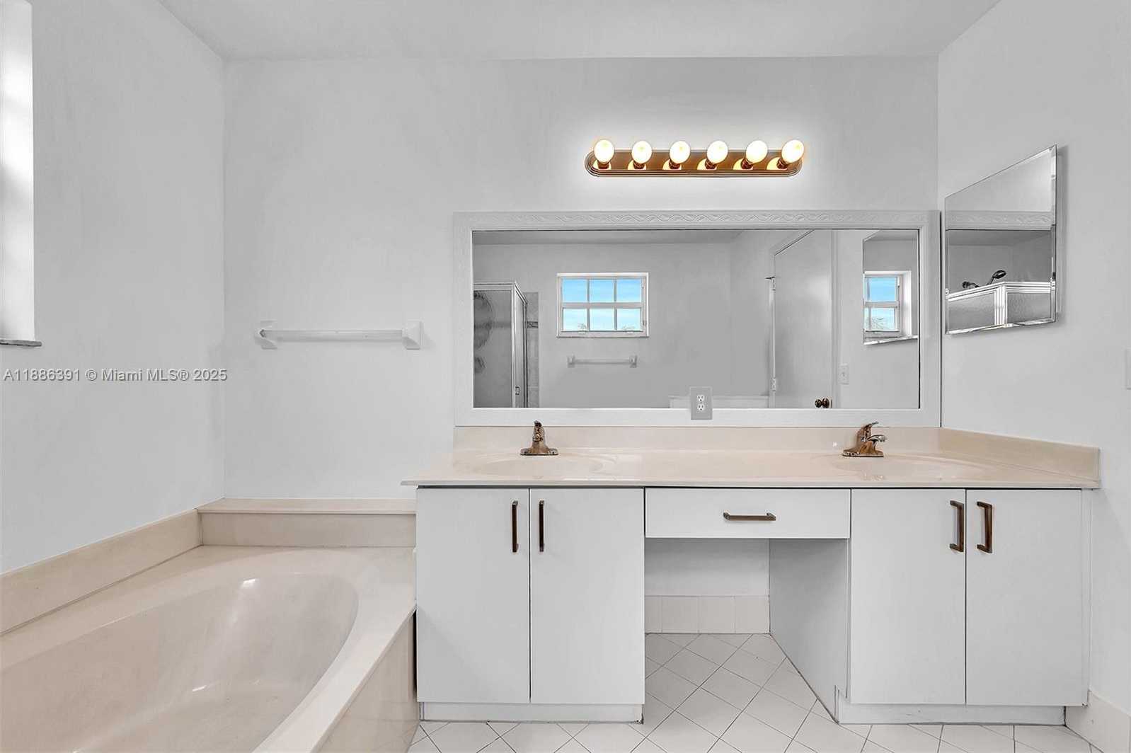 Small Image of 15740 NORTH WEST 16TH CT #1, Pembroke Pines Number 31