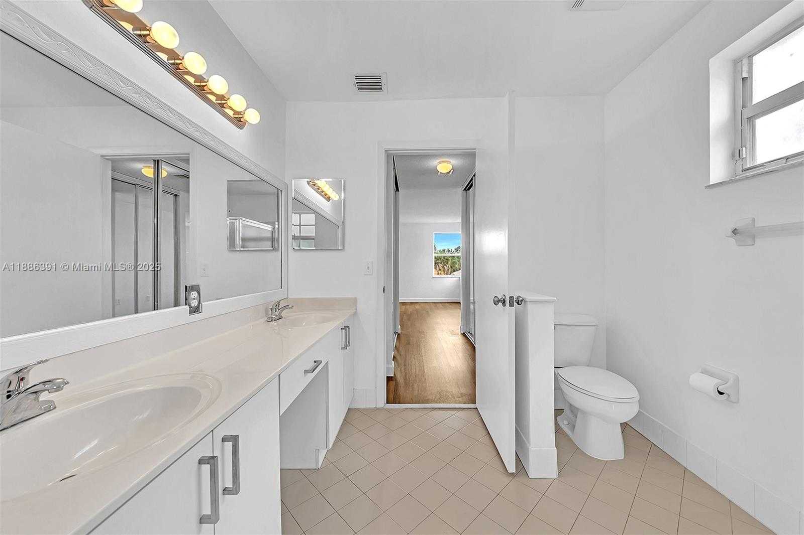 Small Image of 15740 NORTH WEST 16TH CT #1, Pembroke Pines Number 32