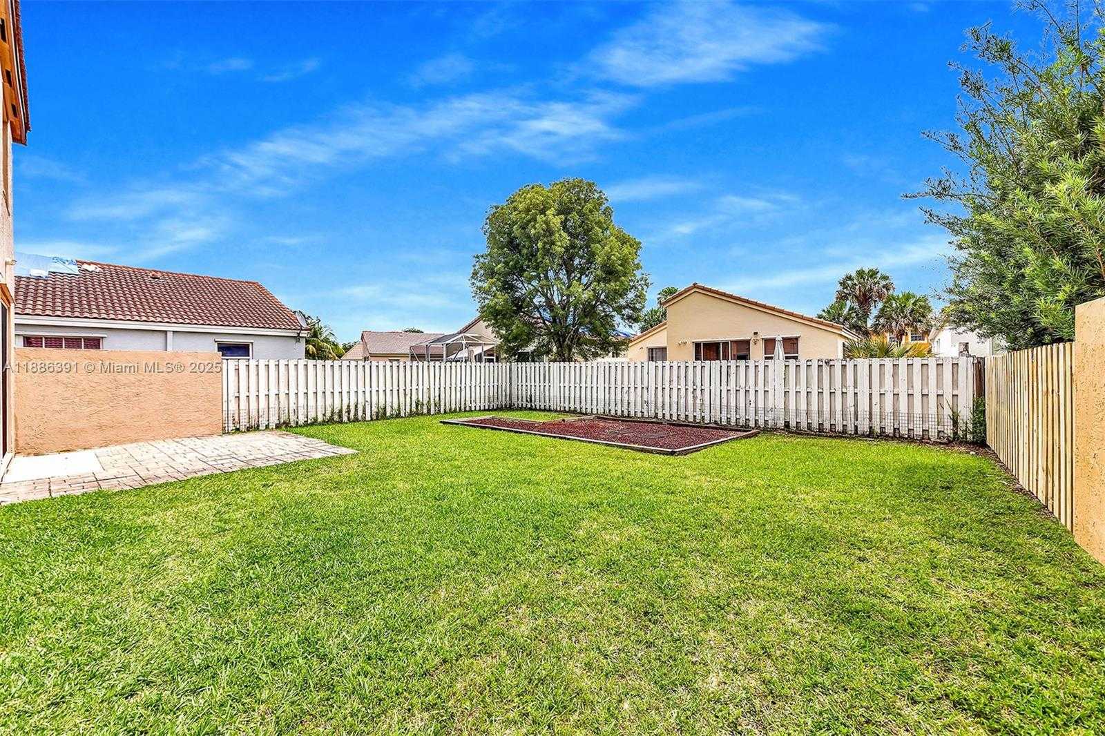 Small Image of 15740 NORTH WEST 16TH CT #1, Pembroke Pines Number 42