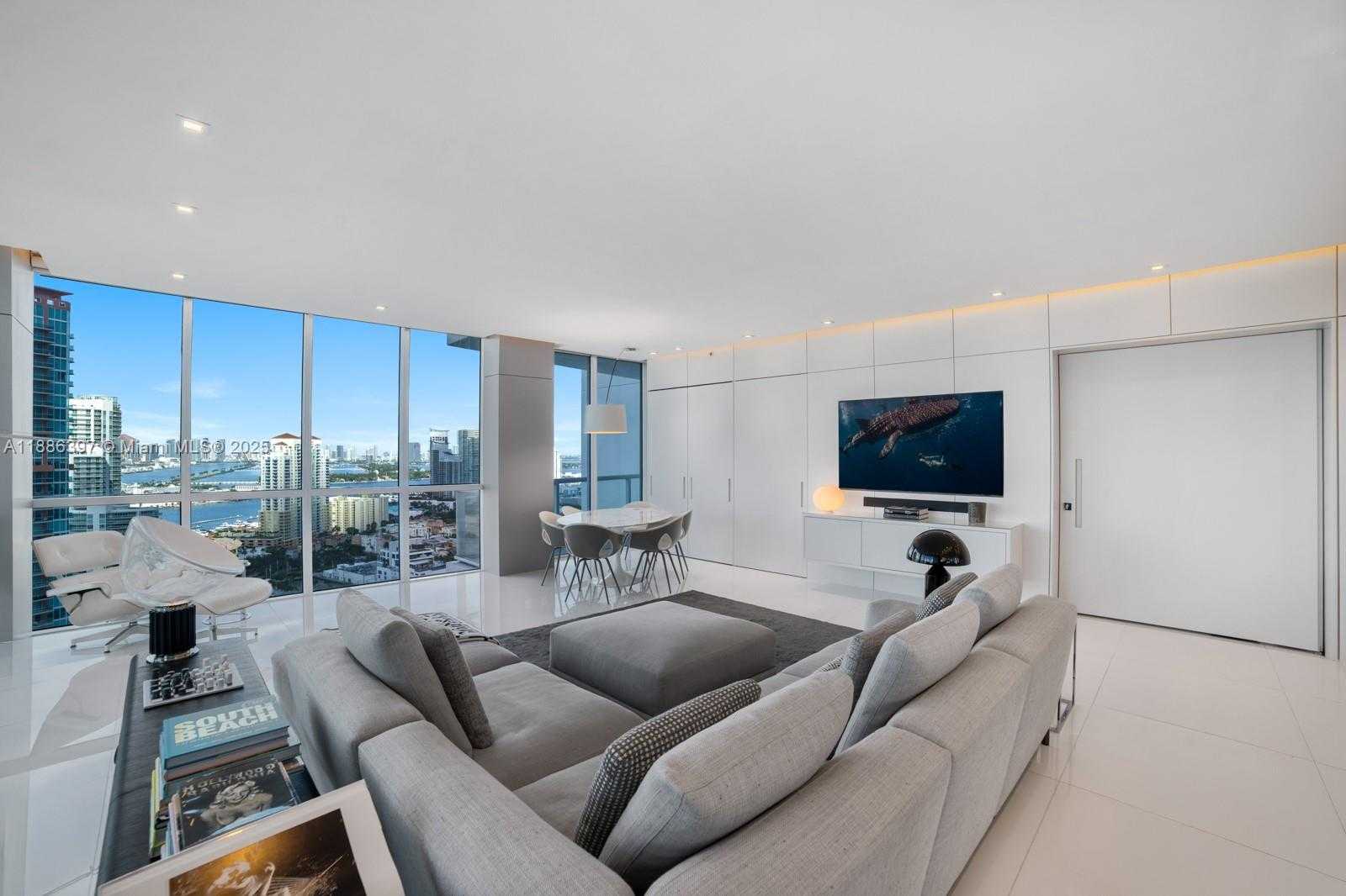 Small Image of 50 SOUTH POINTE DR #2903, Miami Beach Number 2