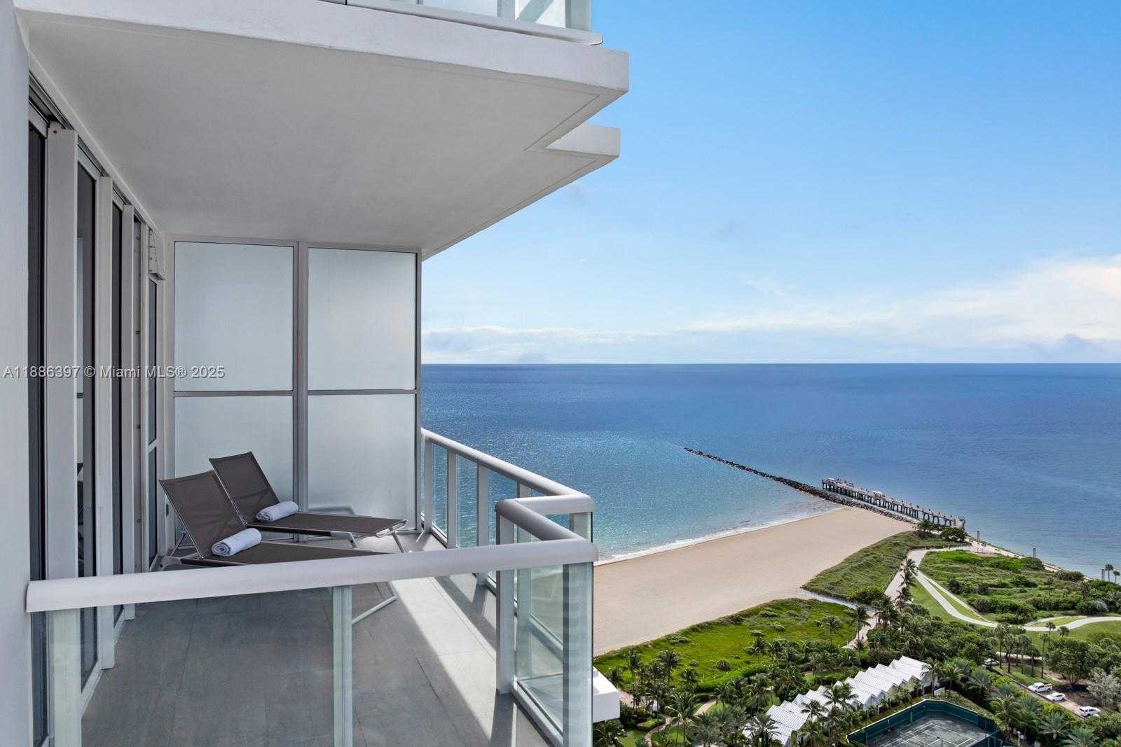Small Image of 50 SOUTH POINTE DR #2903, Miami Beach Number 20