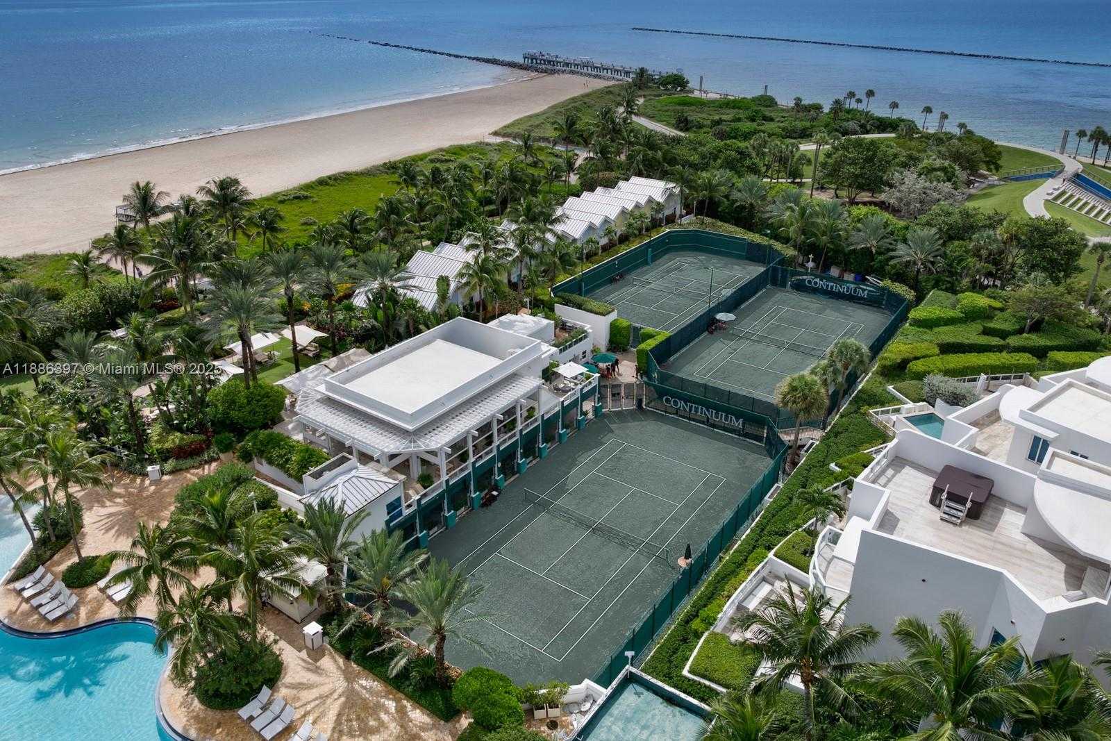 Small Image of 50 SOUTH POINTE DR #2903, Miami Beach Number 26