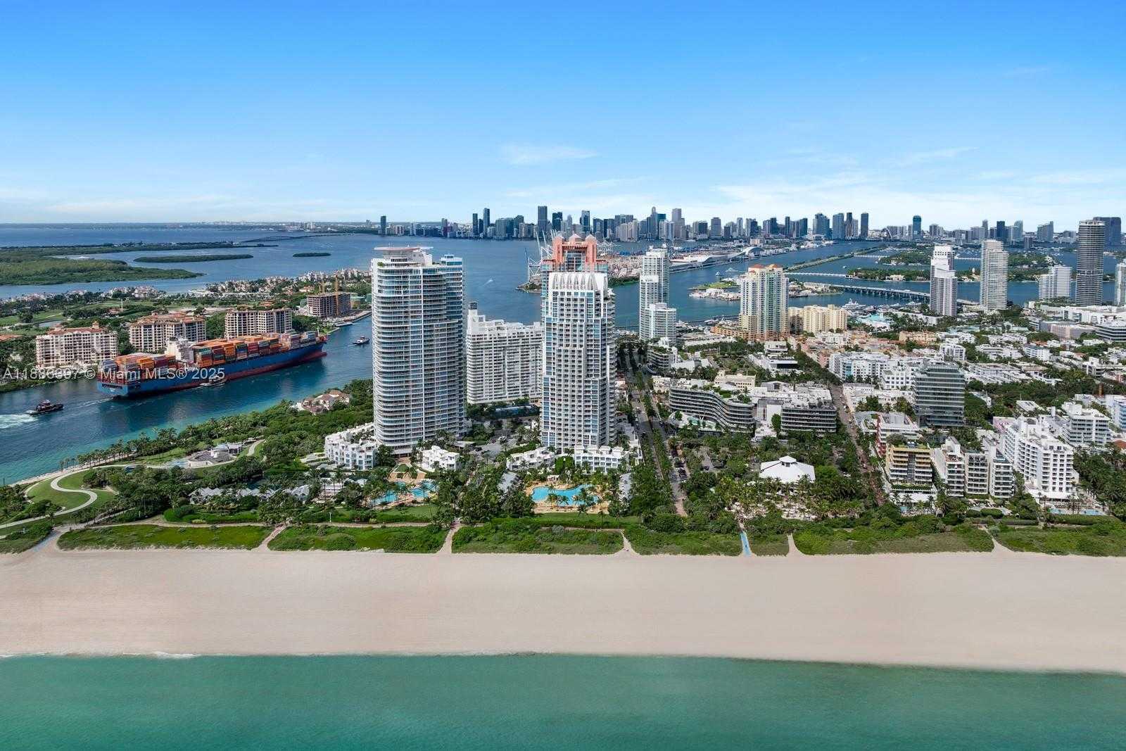 Small Image of 50 SOUTH POINTE DR #2903, Miami Beach Number 29