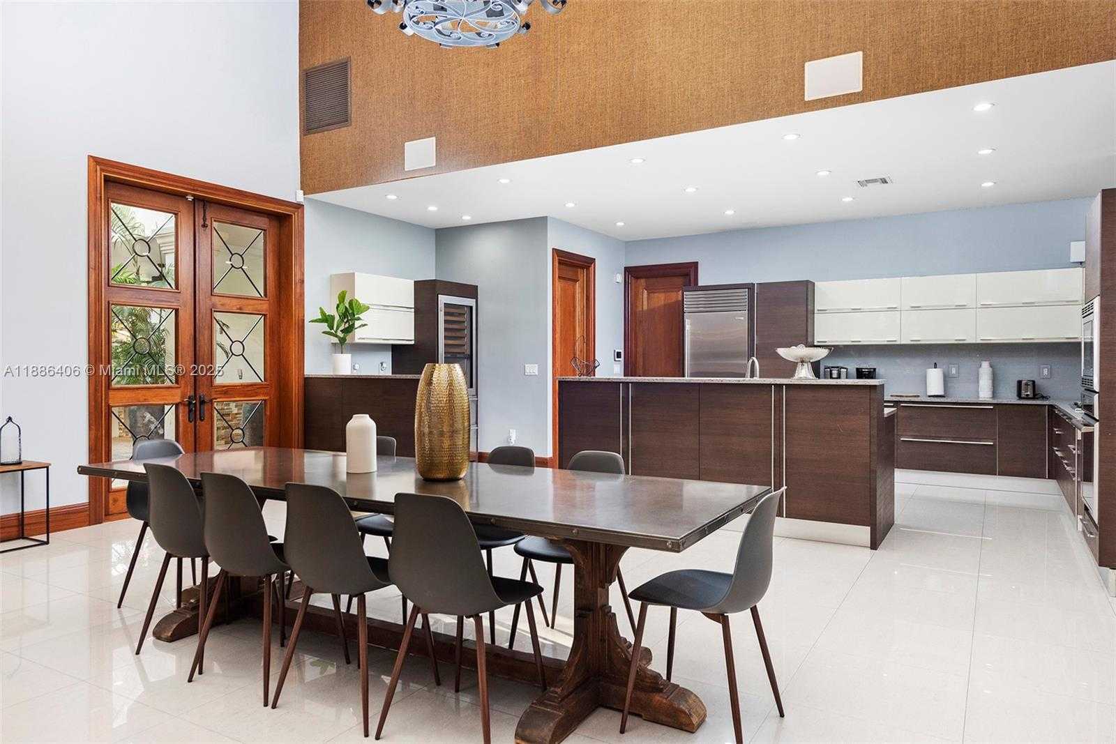Small Image of 1638 NORTH EAST 6TH ST, Fort Lauderdale Number 11