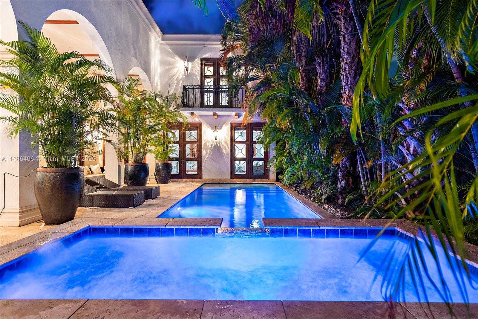 Small Image of 1638 NORTH EAST 6TH ST, Fort Lauderdale Number 2