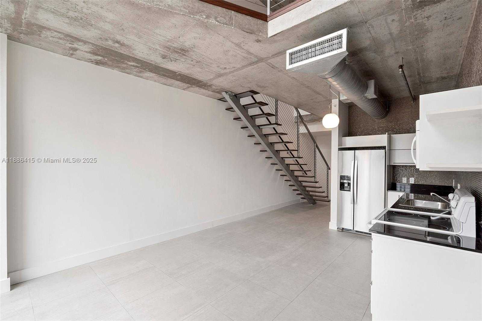 Small Image of 690 SOUTH WEST 1ST CT #1514, Miami Number 9