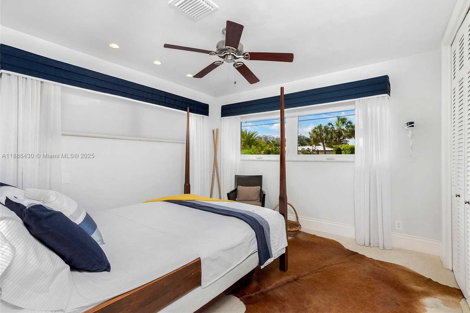 Small Image of 454 TAMARIND DR, Hallandale Beach Number 19