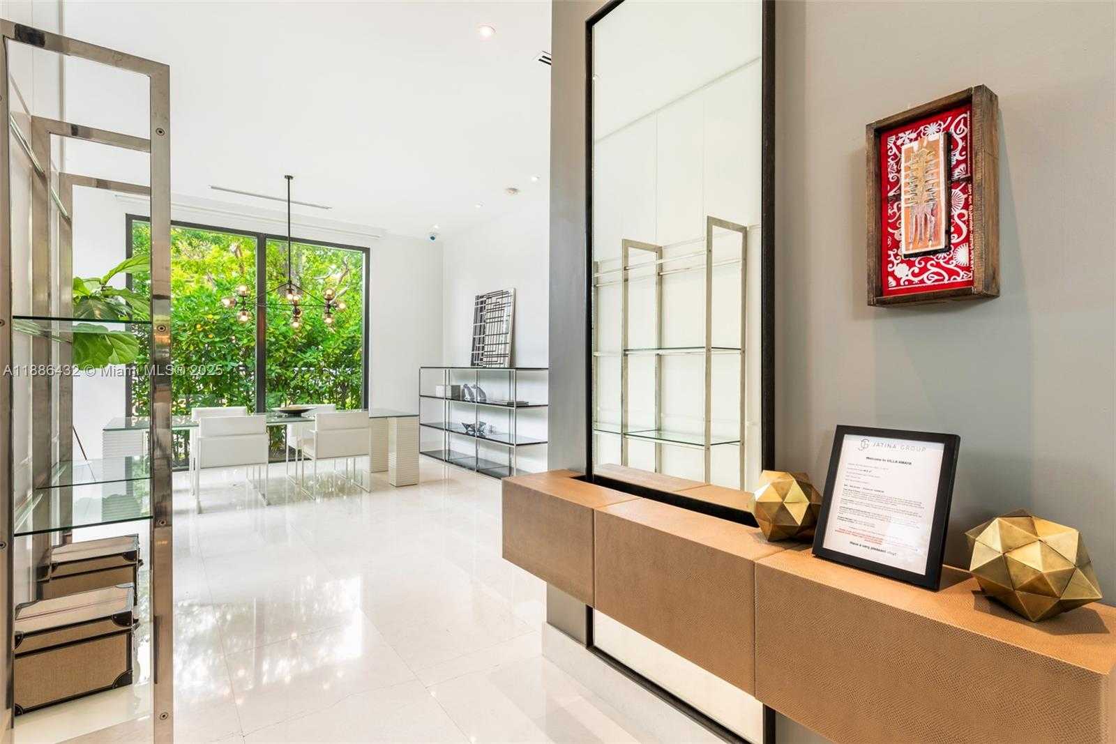 Small Image of 4675 NORTH EAST 2ND AVE, Miami Number 42