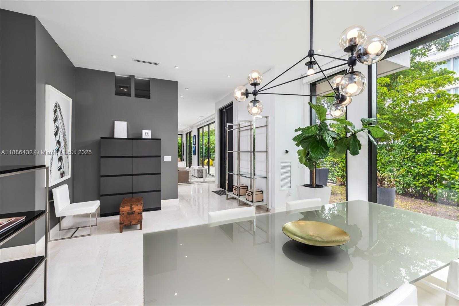Small Image of 4675 NORTH EAST 2ND AVE, Miami Number 44